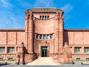 Portail de l'ancien bâtiment de la Kunsthalle Mannheim sur Werner Dieterich