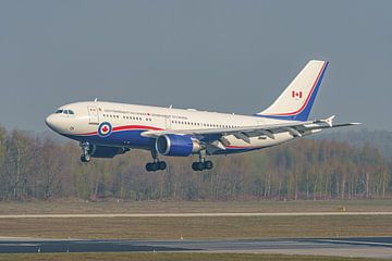 Canadian Airbus CC-150 Polaris (Airbus A310). sur Jaap van den Berg