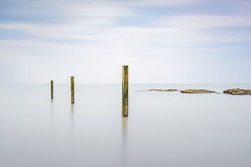 Ruhe an der französischen Küste von Claire van Dun