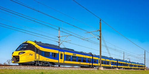 Intercity Nieuwe Generatie ICNG train performing test runs