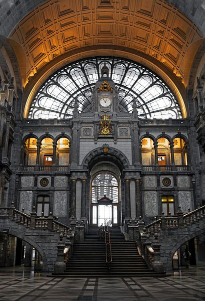 Gare centrale d'Anvers par Henriette Tischler van Sleen