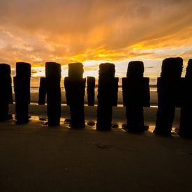 Zonsondergang & Golfbrekers von Johan Dingemanse