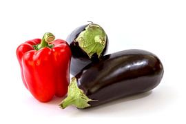 Gemüse isoliert auf weißem Hintergrund von Carola Schellekens