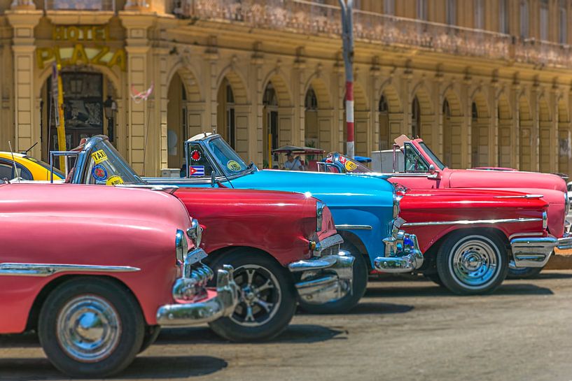 VINTAGE KLASSIKER IN HAVANNA, KUBA von Christian Schmidt