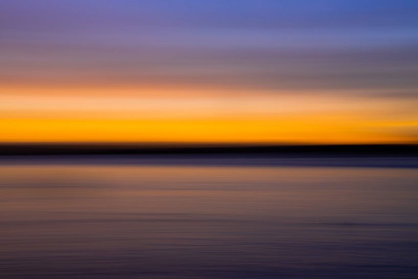 Abstract horizon by Studio468