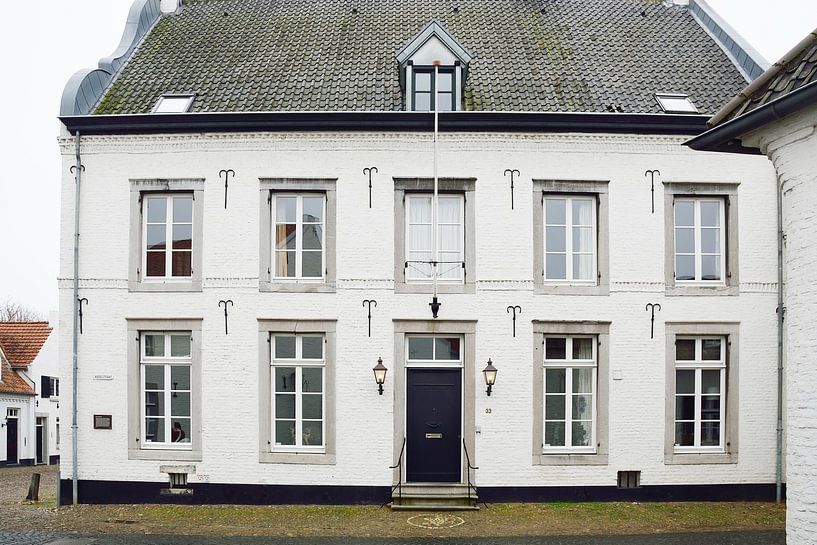 Het witte huis van Frank's Awesome Travels