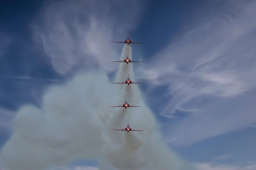Red Arrows, Royal Air Force. by Gert Hilbink