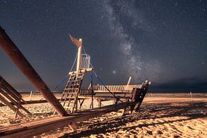 Piratenschiff und Milchstraße auf Insel Amrum