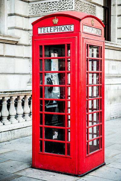 Rote Telefonzelle in London von Barbara Koppe