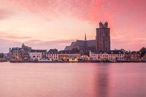Sonnenaufgang in Dordrecht von Ilya Korzelius