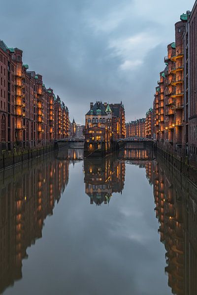 Waterburcht - Speicherstadt Hamburg van Robin Oelschlegel