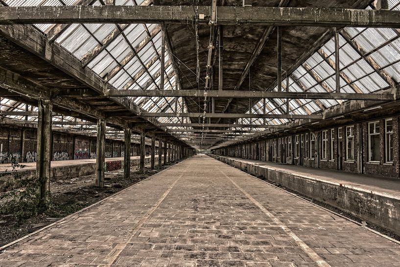 Verlassene Station von Ans Bastiaanssen