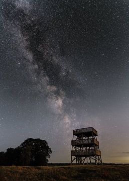 Melkweg boven uitkijktoren van Erik Lei