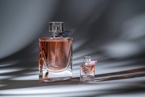 Parfum in licht en schaduw van Fotografie Kiektj heej!