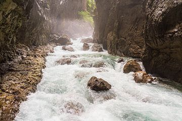 Blick in die Partnachklamm bei Garmisch-Partenkirchen von Rico Ködder