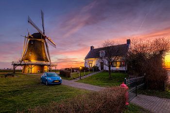 Mühle D'Olde Zwarver Kampen bei Sonnenaufgang