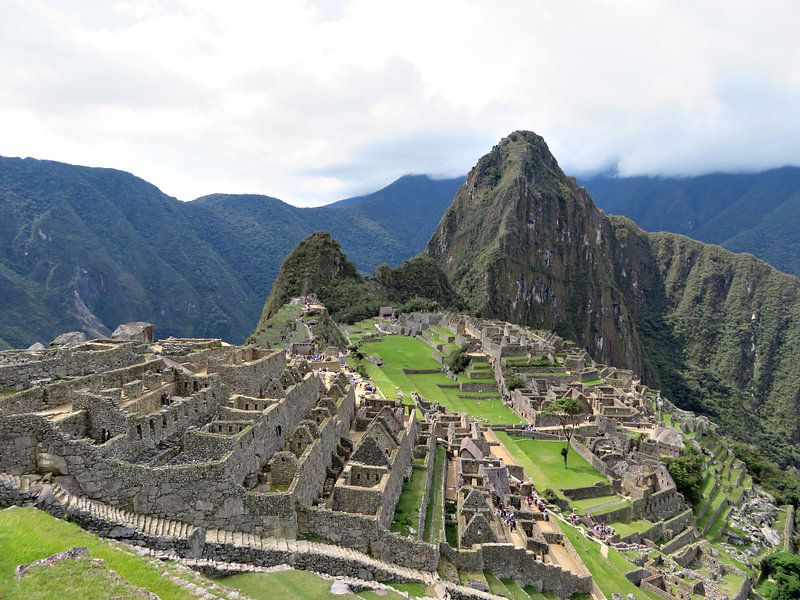 Machu Picchu by zam art