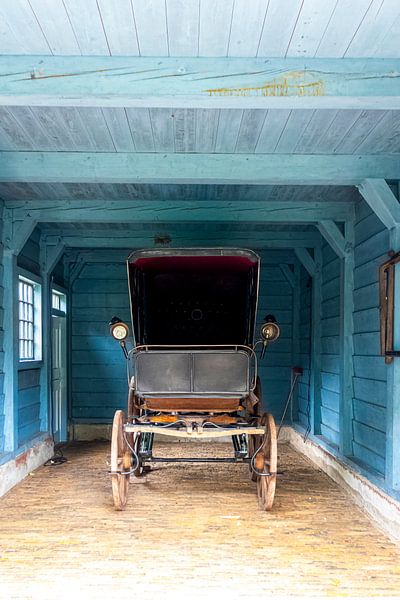The old carriage by Jurjen Jan Snikkenburg