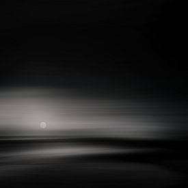 The Moon von Lena Weisbek