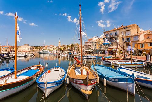 The harbour at Sanary-sur-Mer on the Côte d'Azur – France by Werner Dieterich
