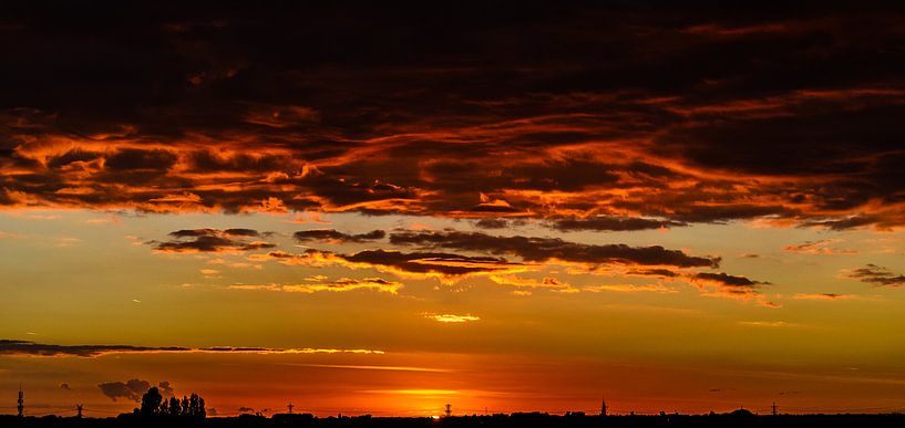 Sunset 1 van Jurgen Hermse
