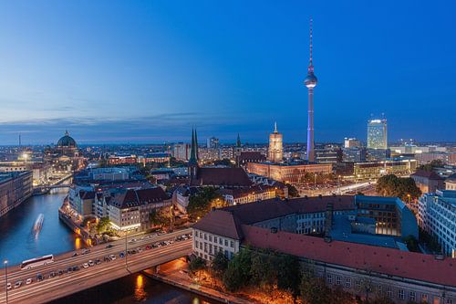 Vue de Berlin à l'heure bleue