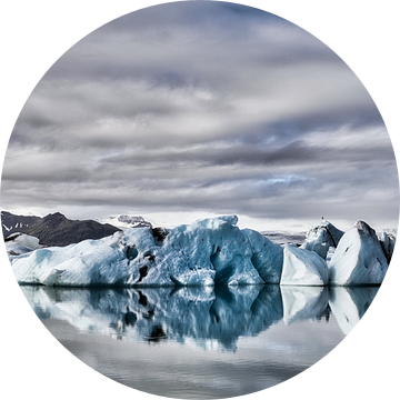 IJsbergen in het Jokulsarlon Gletsjer meer in IJsland van Sjoerd van der Wal Fotografie