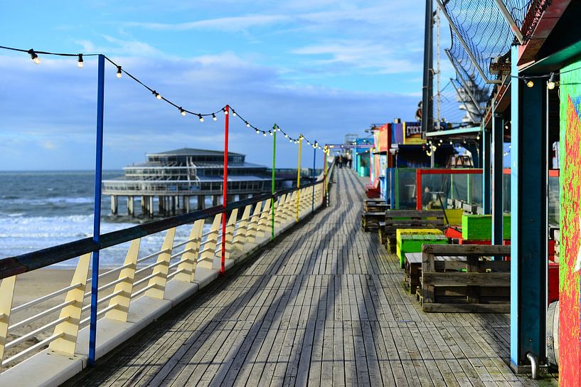 Ein bunter Pier in Scheveningen von SchraMedia