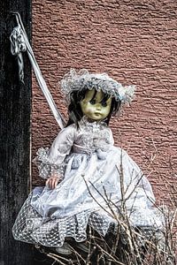 gruselige Puppe