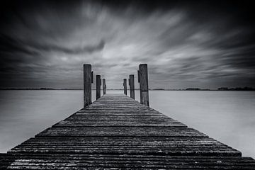 Scaffolding in black and white