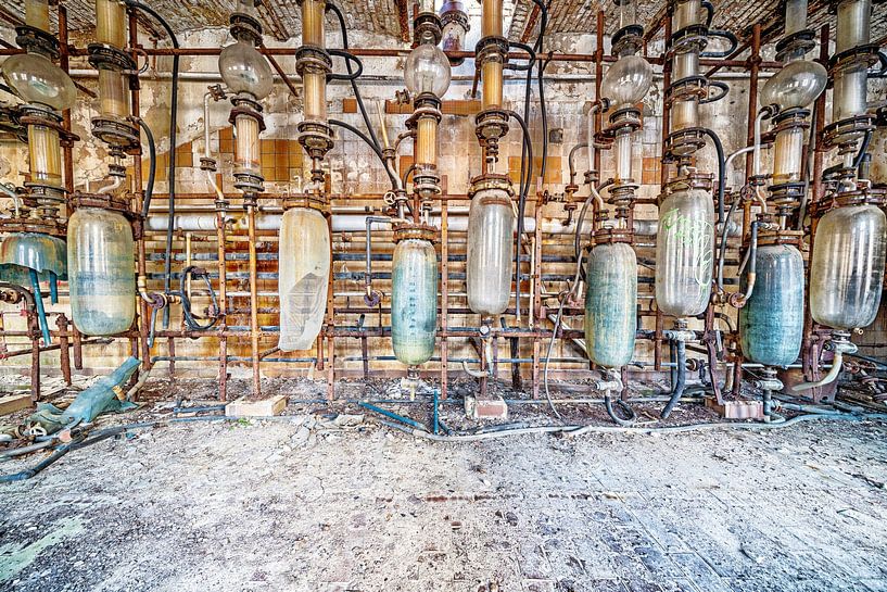 Chemistry by Tom van Dutch