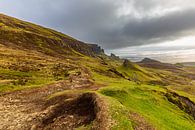 Schotland Isle-of-Skye: waanzinnig uitzicht Quiraing van Remco Bosshard thumbnail