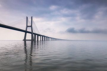 Vasco da Gama Brücke in Lissabon von Tilo Grellmann