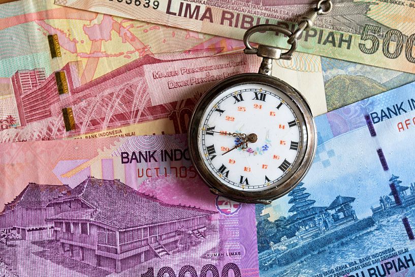 Tijd is geld,  gezegde is zaken zo snel mogelijk voor elkaar krijgen is het goedkoopste van W J Kok