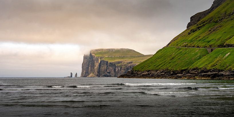View of Risin og Kellingin from Tjørnuvík beach by Henk Boerman