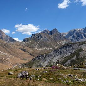 De Col du Galibier (2642 m) is een bergpas in de Franse Alpen van Rini Kools