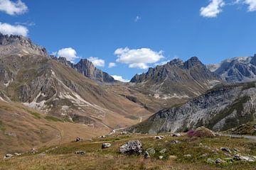 De Col du Galibier (2642 m) is een bergpas in de Franse Alpen van Rini Kools