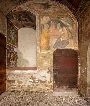 Fresco in kasteel Saliceto, Piemont, Italië