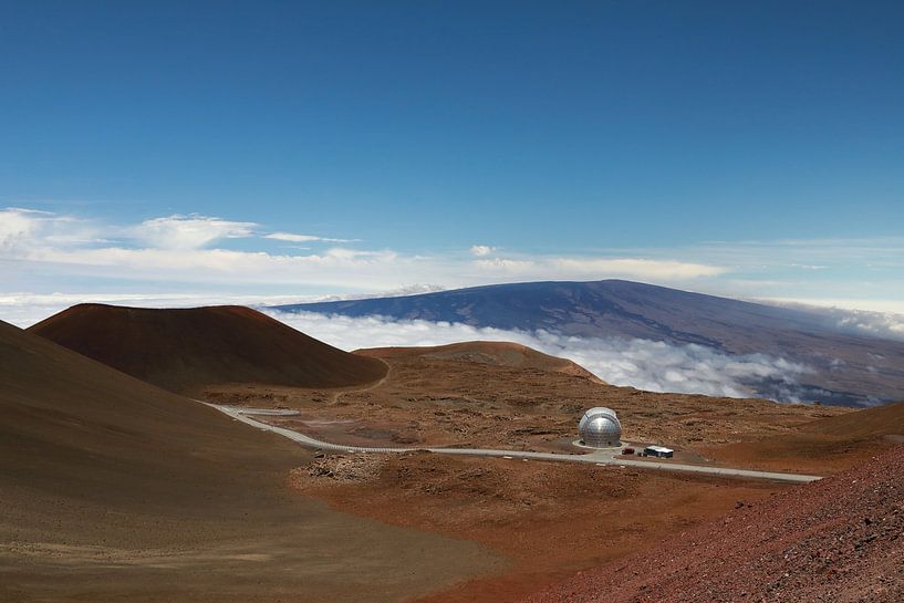 Mauna Kea telescopes , Big Island, Hawaii,USA by Frank Fichtmüller