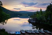 Au premier rang devant le soleil du soir sur le lac