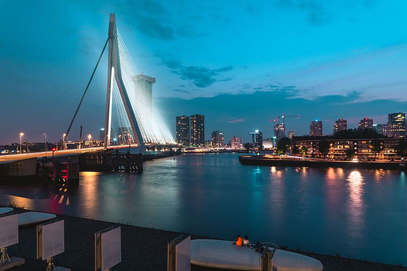Magnificent Erasmus bridge during the blue hour in the evening by Jolanda Aalbers