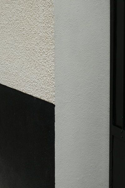 abstract wall by Karin van Bylevelt