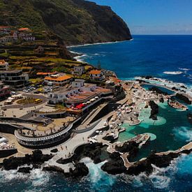 Drone-foto natuurlijk zwembad Madeira - Porto Moniz van Jan-Maarten Kreulen
