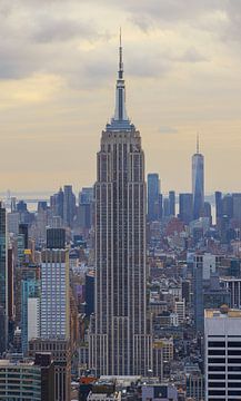 Skyline New York City - Empire State Building (U.S.A.) van Marcel Kerdijk
