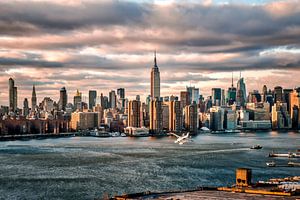 Skyline Manhattan, USA by Munich Art Prints