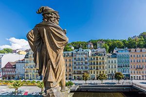 Karlovy vary is een weergave van de mill colonnade van Melanie Viola