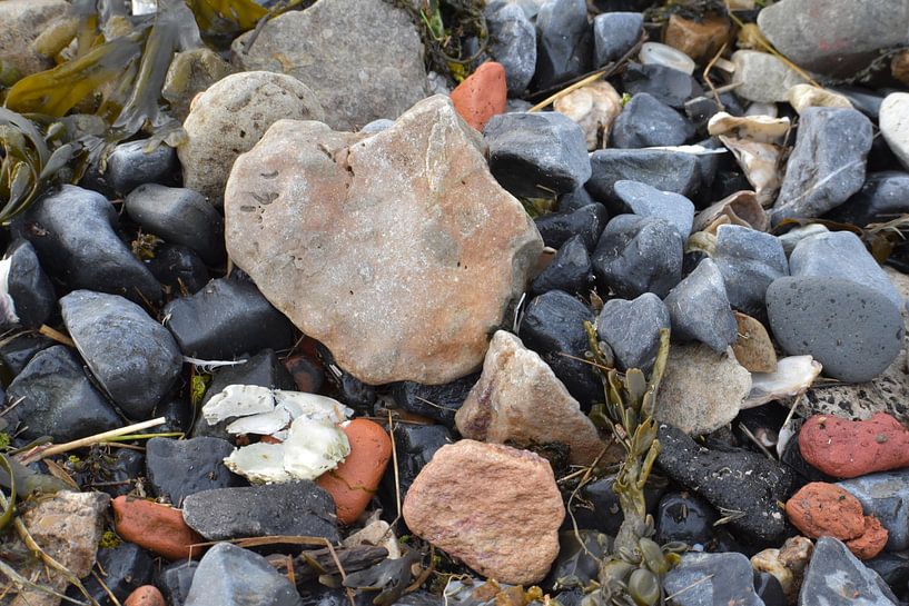 Steine am Strand von Lizette de Jonge