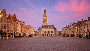 Früher Morgen in Arras, Frankreich