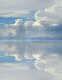 Cloudy sky by Vera Laake