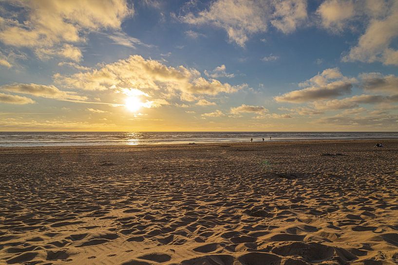 The sun sets by Michael Ruland